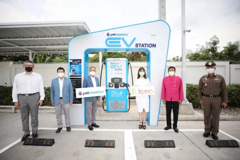 PTT Station – EVLOMO ร่วมนำร่องสร้างเครือข่าย EV Station ใน อีอีซี รองรับการใช้รถยนต์ไฟฟ้าเชิงพาณิชย์ในโครงการพัฒนา EV City บ้านฉาง