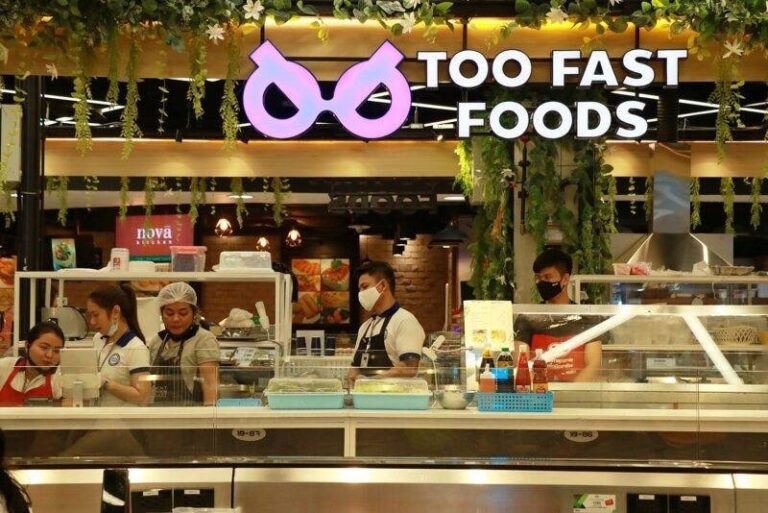 เอ็ม บี เค เซ็นเตอร์ ผนึกกำลัง Too Fast Foods จัดแคมเปญเพื่อสังคม อู่ข้าวอู่น้ำ อิ่มละ 1 บาท ทุกอิ่มจ่ายแค่ 1 บาท ปันอิ่มปันสุขต่อเนื่องทุกเสาร์ เริ่ม 16 ตุลาคมนี้