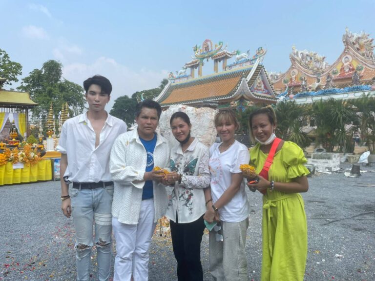 นักแสดงจิตอาสา ร่วมออกโรงทาน และพิธีเททองหล่อรูปเหมือนองค์พระยูไล ศาลเจ้าพ่อนาคราช จ.นครสวรรค์