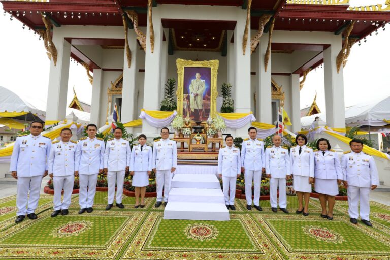 พระบาทสมเด็จพระเจ้าอยู่หัว ทรงพระกรุณาโปรดเกล้าฯ พระราชทานผ้าพระกฐิน ประจำปี พ.ศ. 2565 ให้กรมการพัฒนาชุมชนนำไปทอดถวาย ณ วัดเจษฎาราม พระอารามหลวง ตำบลมหาชัย อำเภอเมืองสมุทรสาคร จังหวัดสมุทรสาคร